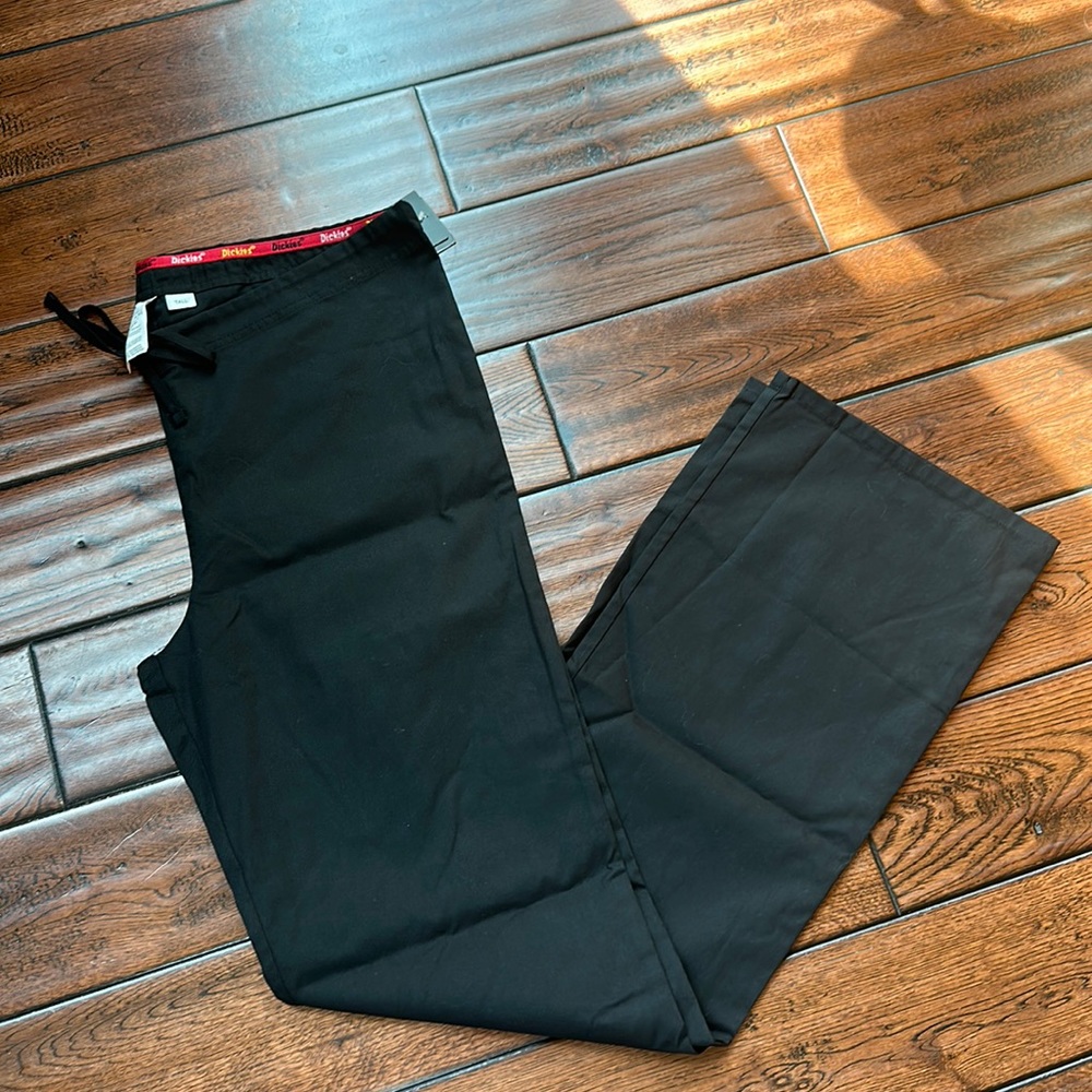 NWT Dickies black scrub bottoms unisex size small tall